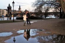 Hire photographer in Prague for honeymoon Hire photographer in Prague for honeymoon